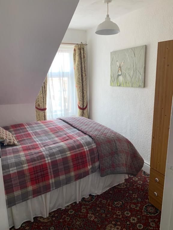 Sarnia holiday flats room 5
